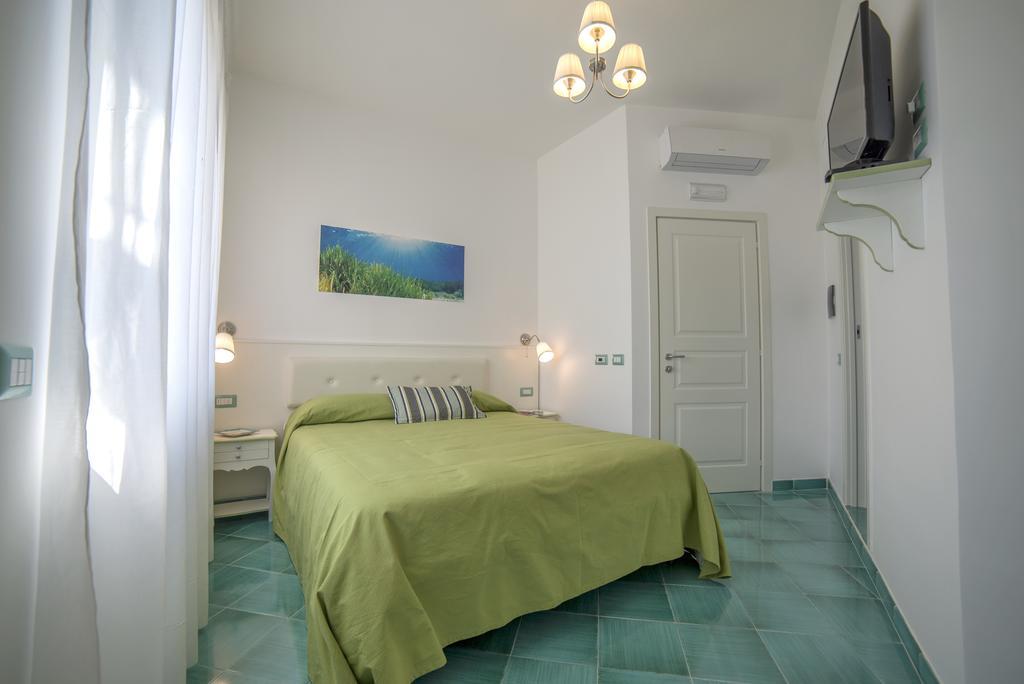 B&B Amalba Maiori Quarto foto